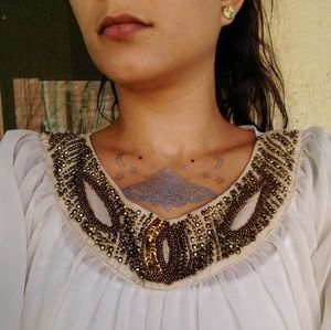 🍦 4/$28 H&M Sheer Cream Blouse 🍦